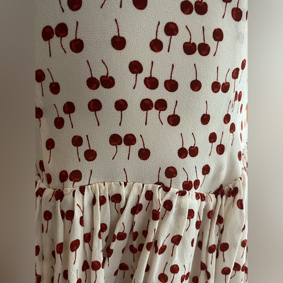 REFORMATION 🍒🍒 cherry dress size 2 🍒🍒🍒🍒🍒🍒🍒🍒🍒🍒🍒🍒🍒🍒🍒🍒🍒🍒🍒🍒🍒🍒🍒 - Picture 6 of 11